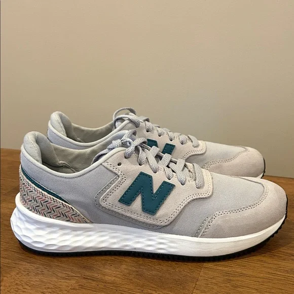 New Balance Fresh Foam Sneakers Gray and Teal - Picture 3 of 8